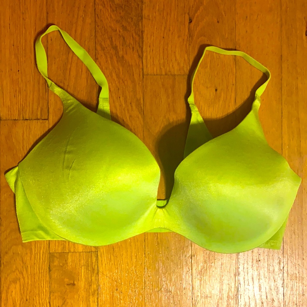 Seamless Push Up - Perfect for fitted dresses!